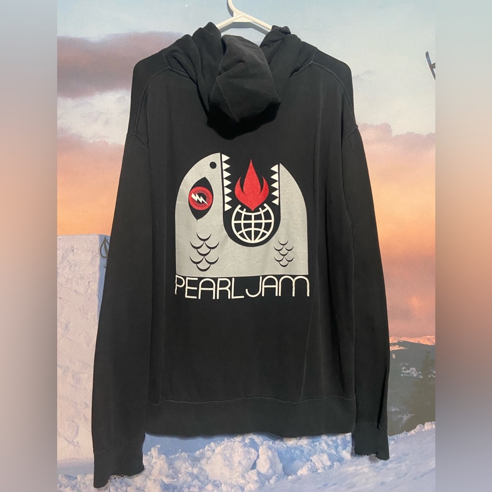 Pearl Black Hoodie with Shark Graphic